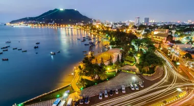 VŨNG TÀU- BIỂN XANH VẨY GỌI