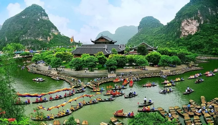 THIÊN LONG TRAVEL<br>CUNG CẤP TOUR DU LỊCH