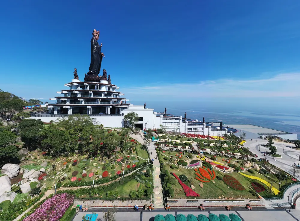 Du lịch SKD